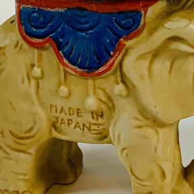 LOT 122: A Large Pack of Elephant Figures Including Etched Shells