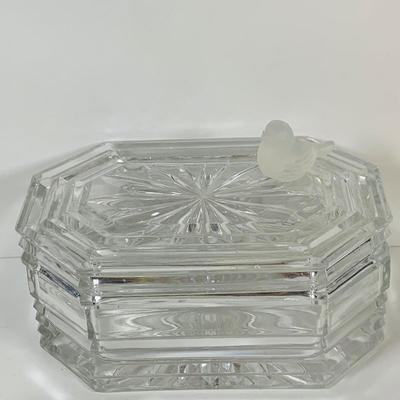 LOT 126: Assortment of Art Glass and Crystal Bird Figures, Trinket Box and More