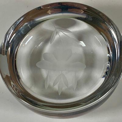 LOT 126: Assortment of Art Glass and Crystal Bird Figures, Trinket Box and More