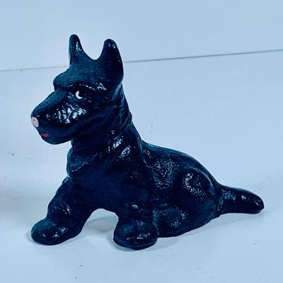 LOT 127: Assorment of Dog Figures, Banks, and More