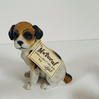 LOT 127: Assorment of Dog Figures, Banks, and More