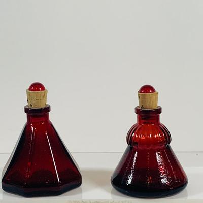 LOT 129: Collection of Wheaton Miniature Glass Bottles with Corks