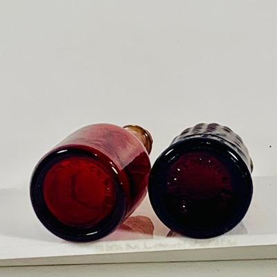 LOT 129: Collection of Wheaton Miniature Glass Bottles with Corks