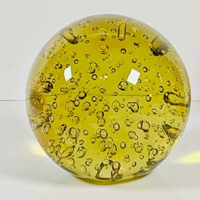 LOT 133 Art Glass Ball and Aquarium Paper Weight