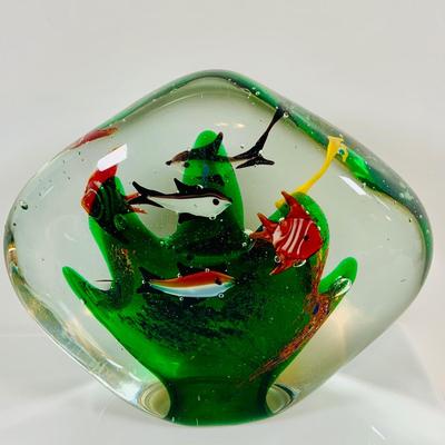 LOT 135: Art Glass Aquarium and Pink Glass Ball Paper Weights