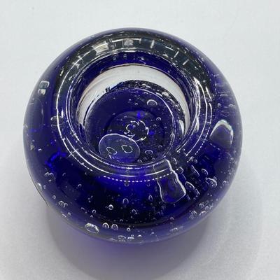 LOT 163: Hand Blown Unique Glass Paperweights