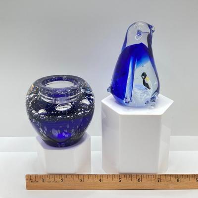 LOT 163: Hand Blown Unique Glass Paperweights