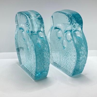 LOT 165: Owl Art Glass - Pair of Blenko Style and More