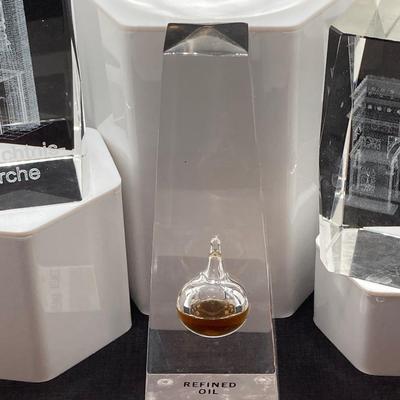 LOT 169: Etched / Carved Glass and Acrylic Collection
