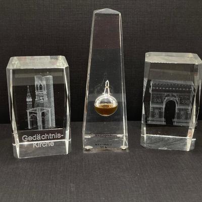 LOT 169: Etched / Carved Glass and Acrylic Collection