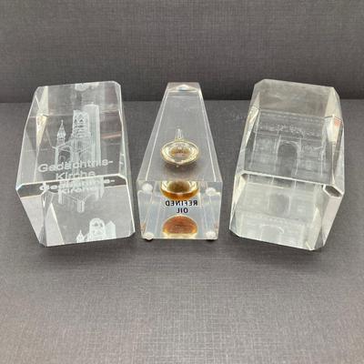 LOT 169: Etched / Carved Glass and Acrylic Collection