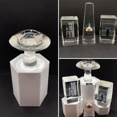 LOT 169: Etched / Carved Glass and Acrylic Collection