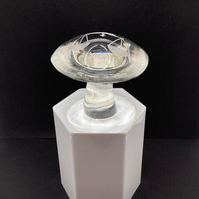 LOT 169: Etched / Carved Glass and Acrylic Collection