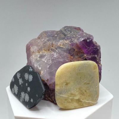 LOT 173: Crystal / Rock and Stone Collection