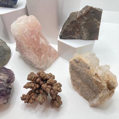 LOT 173: Crystal / Rock and Stone Collection