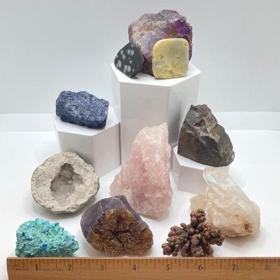 LOT 173: Crystal / Rock and Stone Collection