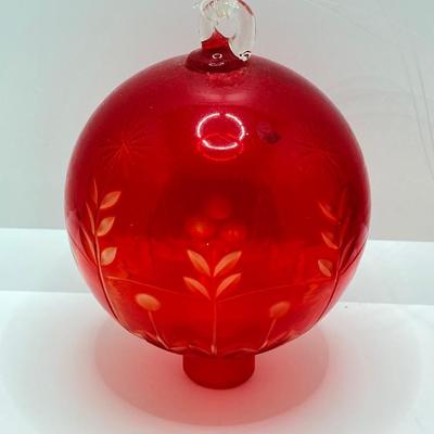 LOT 176: Art Glass Ornament Collection - Midwest Kugel and More
