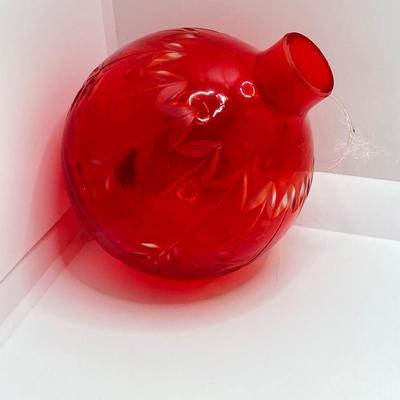 LOT 176: Art Glass Ornament Collection - Midwest Kugel and More