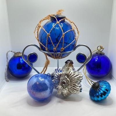 LOT 177: Vintage Blue Themed Art Glass Ornaments and More