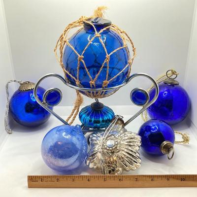 LOT 177: Vintage Blue Themed Art Glass Ornaments and More