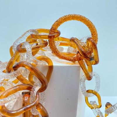 LOT 178: Fabulous and Unique Art Glass Chain