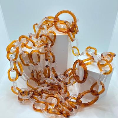 LOT 178: Fabulous and Unique Art Glass Chain