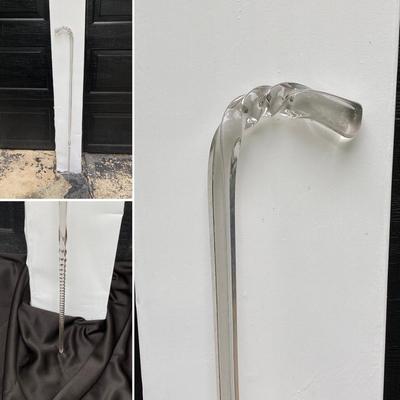 LOT 182: Vintage One of a Kind Handcrafted Glass Cane