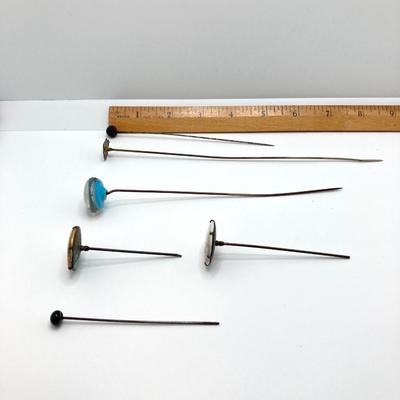 LOT 188: Prussia RS Hat Pin Holder with Collection of Vintage Hat Pins