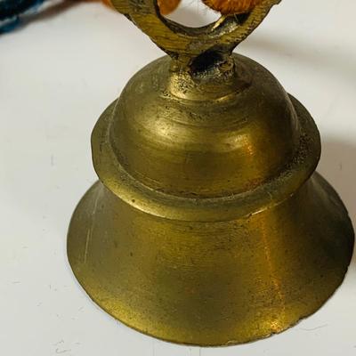 LOT 198: Vintage Brass Bells, Bowl and Frog