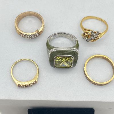 LOT 201J: Vintage Pierced Earrings and Rings
