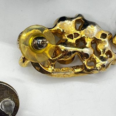 LOT 201J: Vintage Pierced Earrings and Rings