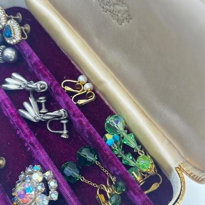 LOT 202J: Vintage Screwback and Clip On Earrings with a Beautiful Purple Velvet Lined Case