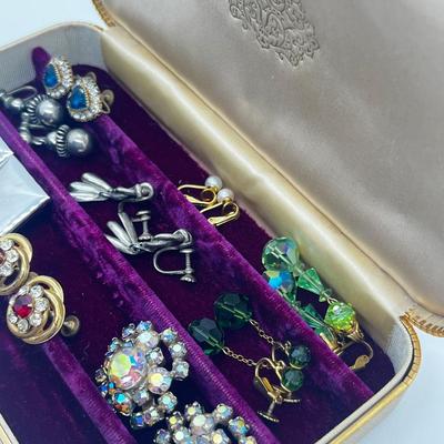 LOT 202J: Vintage Screwback and Clip On Earrings with a Beautiful Purple Velvet Lined Case