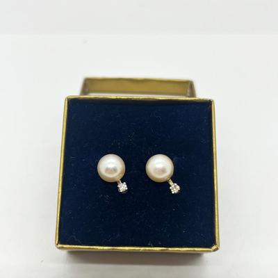 LOT 203J: Cultured Pearl and Diamond Chip Pierced Earrings with 14K Gold Posts