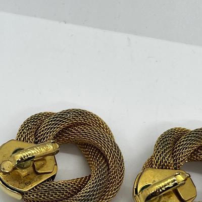 LOT 216J: 1980's Vintage Goldtone Oversized Clip On Earrings