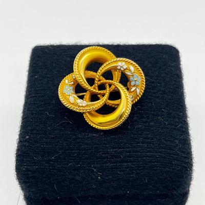 LOT 225J: 14K Yellow Gold and Enamel Flower Pinwheel Brooch/Pin - 3.2 GTW