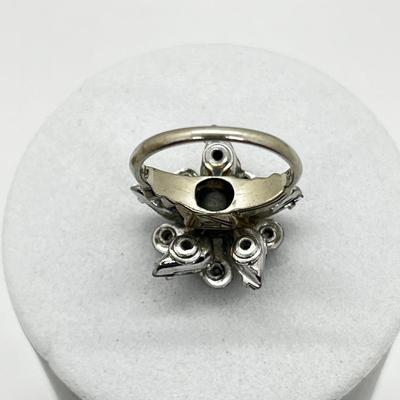 LOT 227J: Beautiful Hand Crafted Ring - Eastern Star Pin Mounted on an 18K White Gold Ring - Size 5