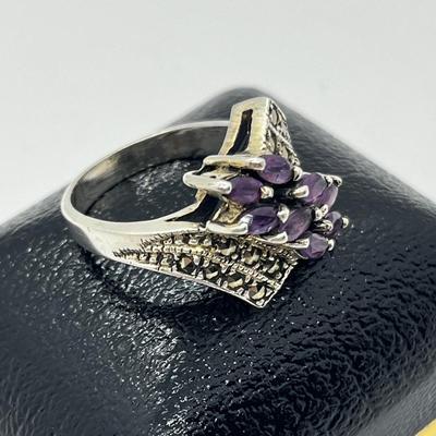 LOT 228J: Stunning Vintage Sterling and Marcasite Amethyst Cluster Ring - Size 8 - 7.4 GTW