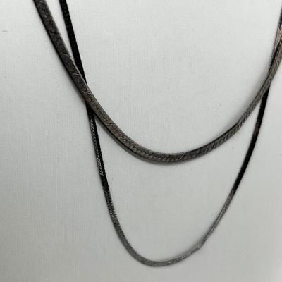 LOT 243: Sterling Herringbone Necklaces - 7.2 Grams