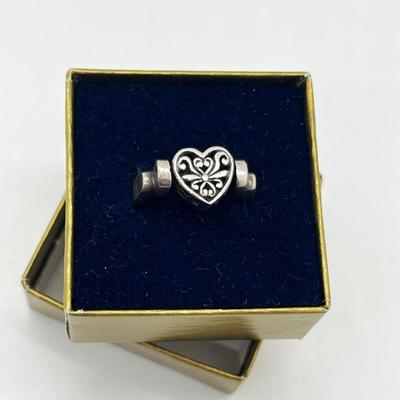 LOT 246J: Unique Spinning Brighton Ring - Size 5 - 5.8 Grams
