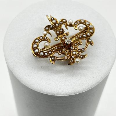 LOT 249J: 14K Yellow Gold Antique Seed Pearl Pendant/Brooch - 3.9 GTW