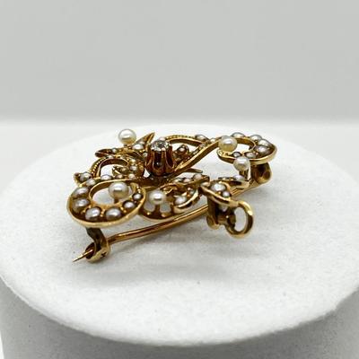LOT 249J: 14K Yellow Gold Antique Seed Pearl Pendant/Brooch - 3.9 GTW