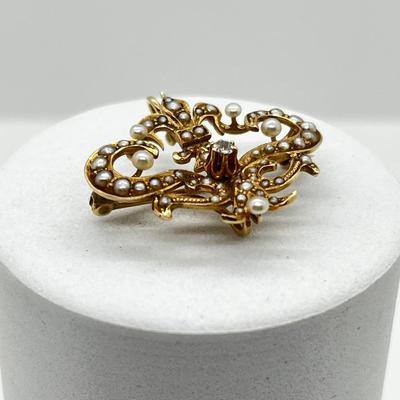 LOT 249J: 14K Yellow Gold Antique Seed Pearl Pendant/Brooch - 3.9 GTW