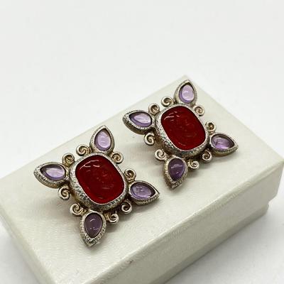 LOT 252J: Beautiful Leslie Buck Sterling and Gemstone Clip On Earrings with Intaglio Carving - 15.4 GTW