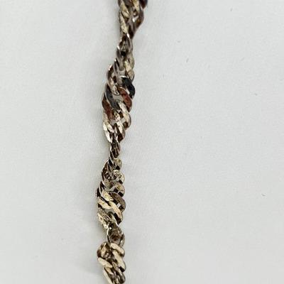 LOT 253J: Pretty Vintage Sterling Silver Twisted Chain - 20 Grams