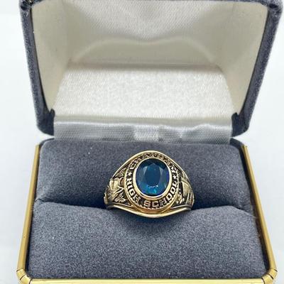 LOT 254J: 10K Yellow Gold 1965 Class Ring - Size 9.5 - 8.2 GTW