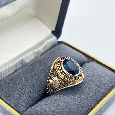 LOT 254J: 10K Yellow Gold 1965 Class Ring - Size 9.5 - 8.2 GTW
