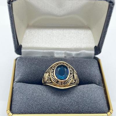 LOT 254J: 10K Yellow Gold 1965 Class Ring - Size 9.5 - 8.2 GTW