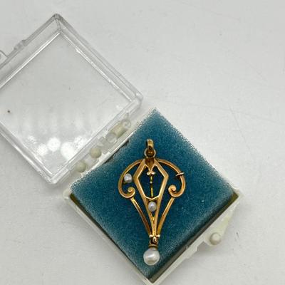 LOT 259J: 10K Antique Handmade Yellow Gold and Seed Pearl Pendant -1 GTW