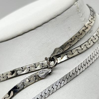 LOT 262J: Sterling Herringbone Italy Necklaces - 39.7 Grams